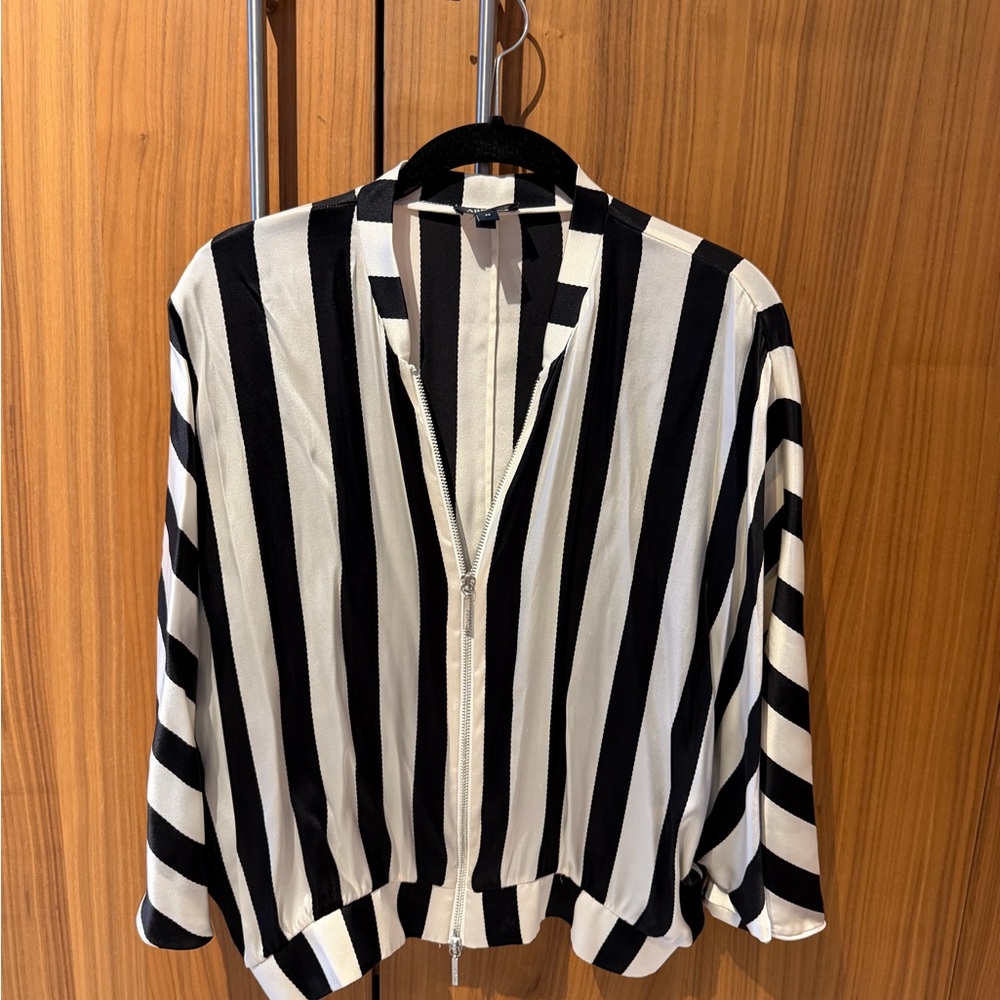 Vintage Armani Jeans Black and White Striped Women's Silk Top with zip front